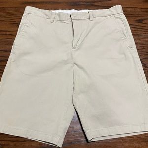Old Navy - Ultimate Slim Shorts - Khaki - Size 34